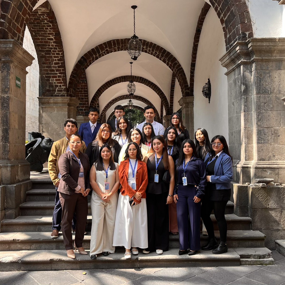 imatiasromero's tweet photo. #OutreachIMR Recibimos este jueves a estudiantes del Centro Universitario Trilingüe y del SECUIEP, con quienes compartimos un espacio para dialogar sobre el trabajo del IMR y el proceso de ingreso al Servicio Exterior Mexicano. ¡Gracias por su visita! 📚 https://t.co/q5cW0HEFj4