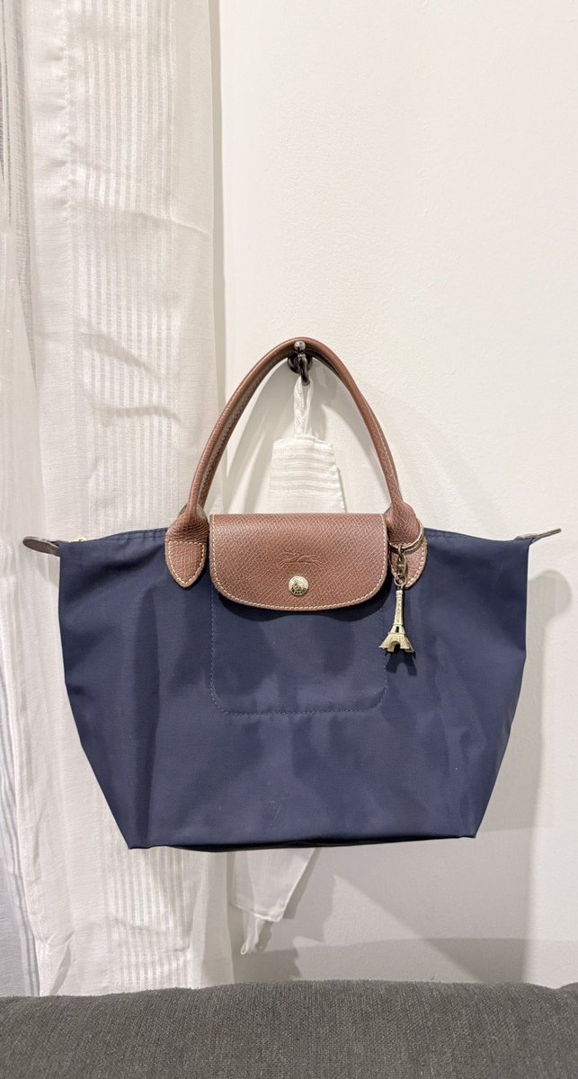 melodykittymiss's tweet photo. ˚˳⟡ ฝากขาย 🧁🎀

🖐🏻🍧 2 hand สภาพดี (แถมถุงช้อป) sale❗️
#longchamp short handle สีกรม/สีฟ้าพาสเทล S/m
สีกรม price 2300-. free shipping 
สีฟ้า(งานจริงน่ารักมาก) price 2000-.free shipping ลดน้องผ้าแยก

✿ สนใจทักไลน์ 🐰

#longchampthailand #ส่งต่อlongchamp
#longchampมือสอง https://t.co/8XtHxKdNHO