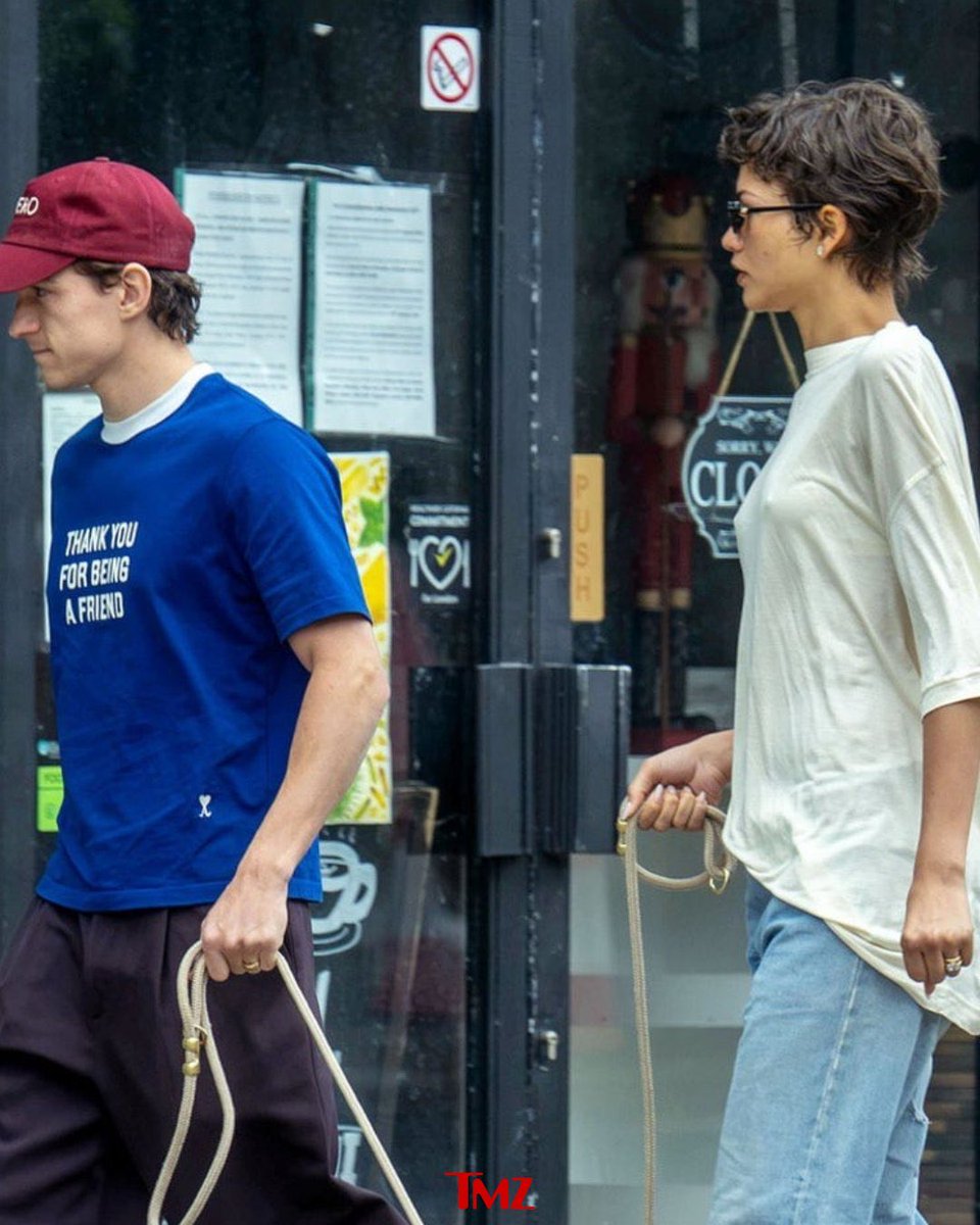 UpdatedZendaya's tweet photo. Zendaya &amp; Tom Holland photographed in London. https://t.co/4N5D9LRFZ5