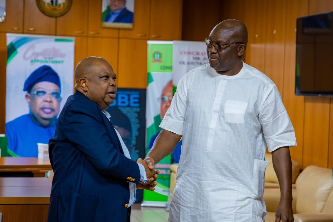OlayinkaLere's tweet photo. Fayose To Be Inugurared REA Chairman Tomorrow ...Meets Minister of Power

Ahead of his inauguration as the Chairman of the Board of the Rural Electrification Agency (REA), former Ekiti State Governor, Ayo Fayose, has met with the Minister of Power, Joseph Olasunkanmi Tegbe.

The REA Board is billed to be inaugurated 10am tomorrow,  Friday,  August 7, 2026, at the Maitama,  Abuja, office of the Ministry of Power.

It should be recalled that President Bola Tinubu had  appointed Fayose as Chairman of the REA.

The Presidency said Fayose would head the REA board alongside Alhaji Ahmadu Abubakar and Engineer Ilyasu Ibrahim Makinta as members and non-executive directors, while the incumbent Director General of the agency, Abba Abubakar Aliyu, and three executive directors previously appointed will make up the remaining board members.

In preparation for the inauguration, Fayose met the Minister of Power in his office today, a meeting he said centered on plans to ensure greater effectiveness of the REA.

"I met with the Minister of Power, Engr Joseph Olasunkanmi Tegbe, today, and we had fruitful discussions," Fayose said.