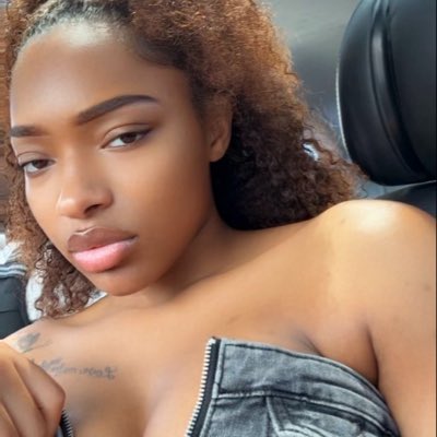 Canzdyi's tweet photo. #NewProfilePic https://t.co/y2iT23cunE