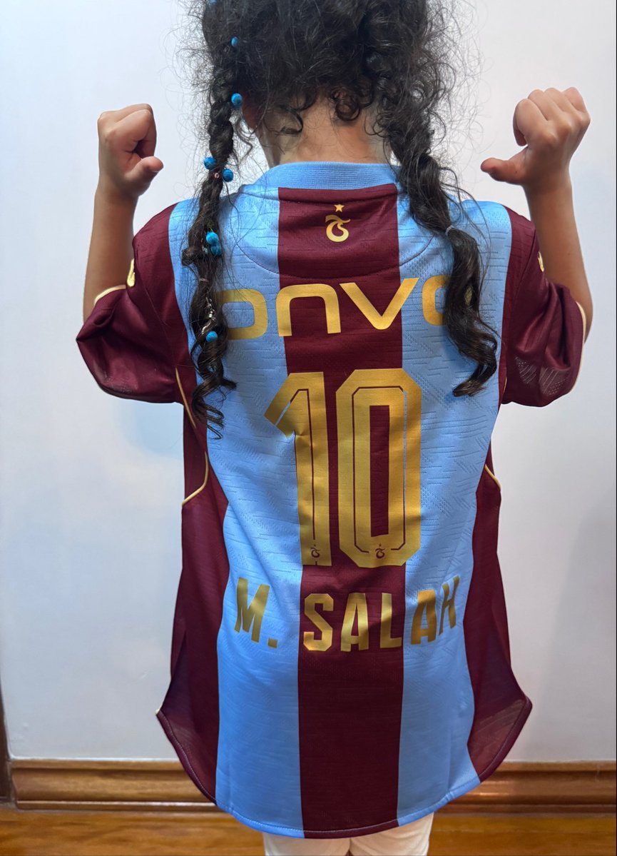 serkankls's tweet photo. @MoSalah 
@Trabzonspor https://t.co/Wbuy09wTNW