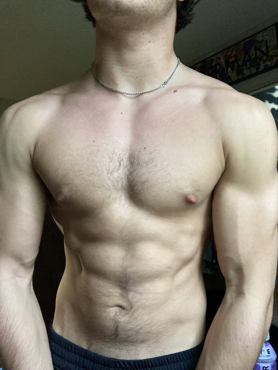 FlexGodJake's tweet photo. Dm me fags and buy some content #feet #feetfetısh #feetworshi̇p #findom #loser https://t.co/5527eMNwVo