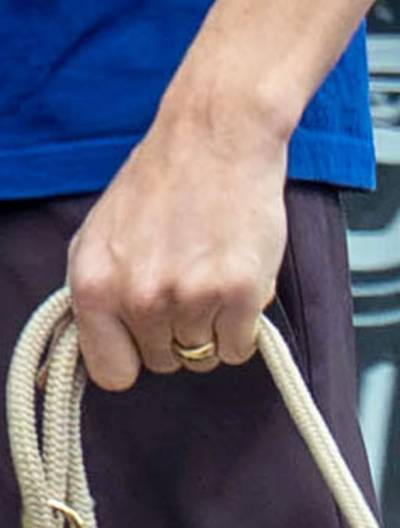 thollandrchives's tweet photo. Tom Holland and Zendaya spotted wearing their wedding rings in London recently! https://t.co/93h3U6iQy5