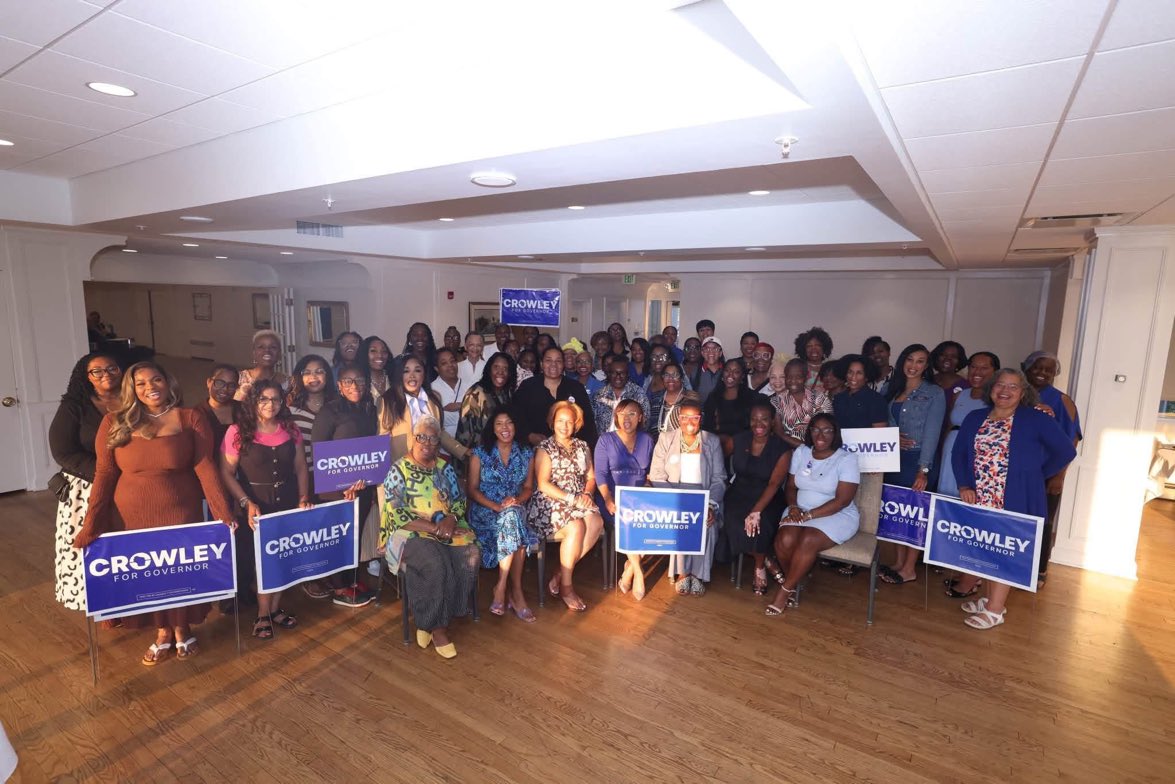 LiberalStallion's tweet photo. Words of advice for folks watching the Wisconsin Democratic Primary.

Don’t underestimate Black Women  who are showing up in numbers to organize for @DavidCCrowley! Remember who the base of the party is. https://t.co/jO1IuB209Q