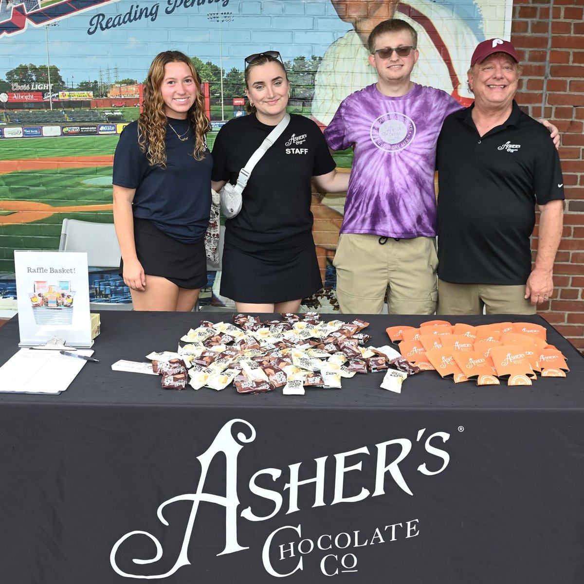 PAFoodMerchants's tweet photo. PFMA member Asher’s Chocolate Co. took the team out to the ballgame! ⚾

Employees spent the day with the Reading Fightin Phils, enjoyed the mascot band and cheered on Jerry as he threw out the first pitch. @AshersChocolate https://t.co/LtNI4iPjsS