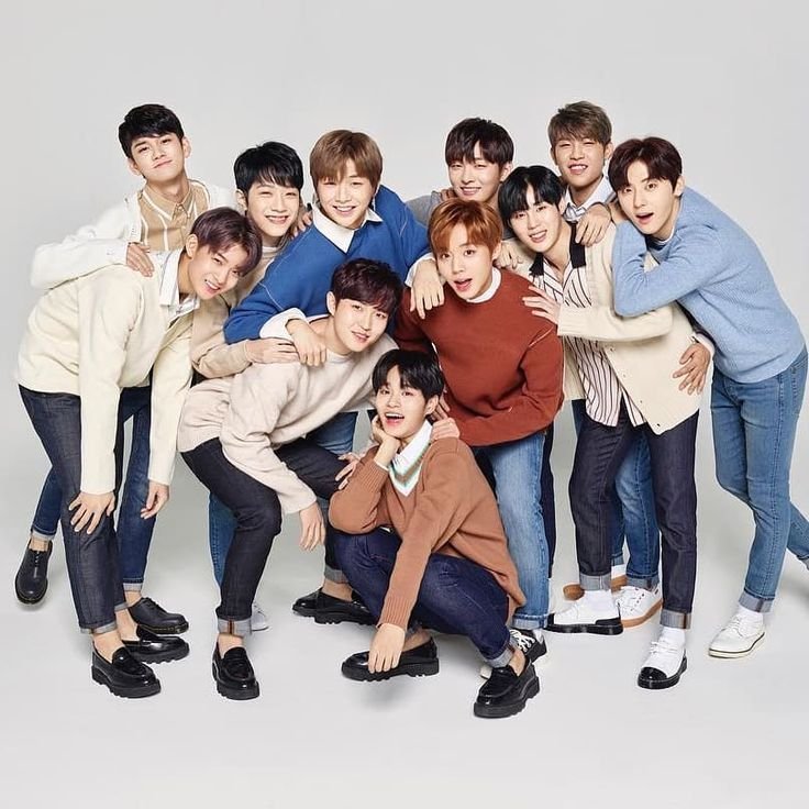 lsy5227's tweet photo. 윤지성하성운황민현옹성우김재환강다니엘 박지훈박우진배진영이대휘라이관린 워너원
#워너원_9주년_축하해
워너원이9주년이라니😭😭
#All_I_Wanna_do
앞으로도계속함께해요❣️❣️ https://t.co/nm51w7k1TZ