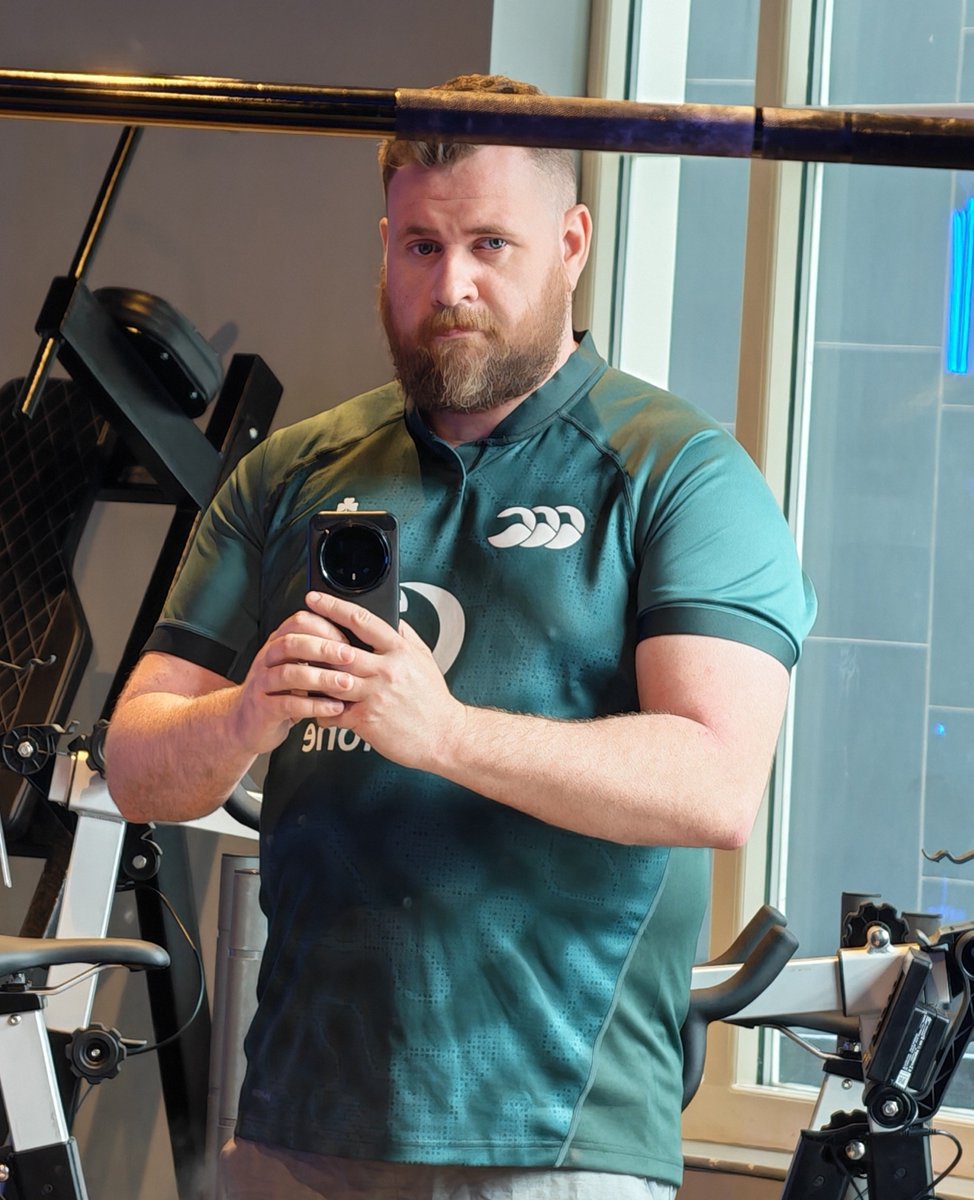 decmcmanus's tweet photo. 🏋️ https://t.co/jRuWa0J2oV