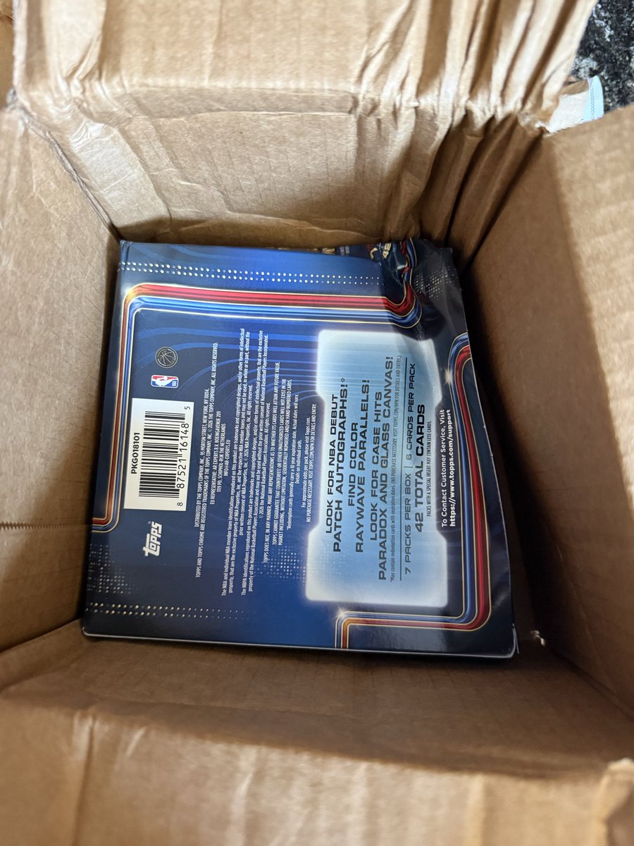 SquiddyNFT's tweet photo. Unsealed Topps Chrome NBA update in the mail! 

@CardPurchaser https://t.co/qRzYfnOUnP