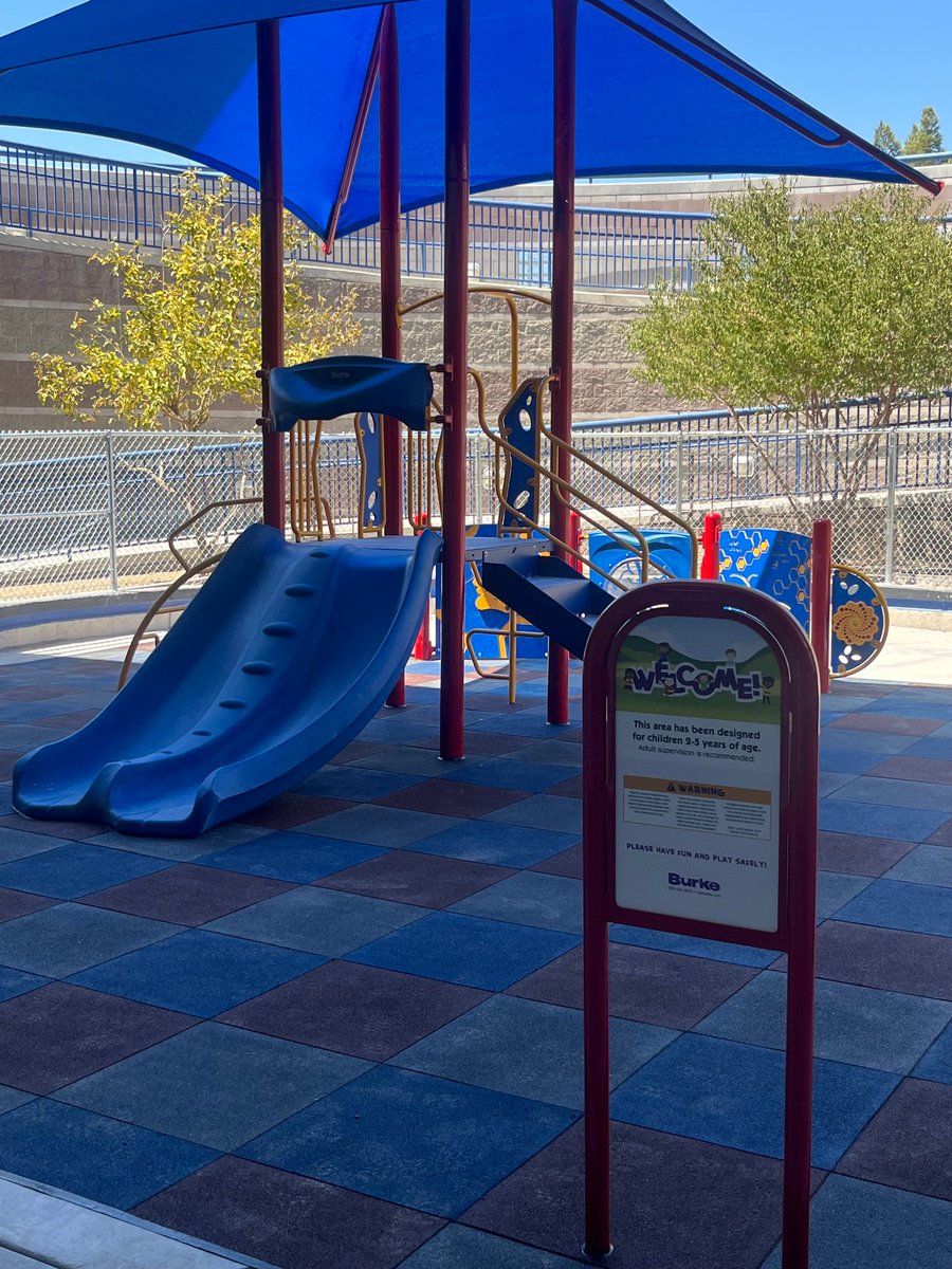 dpmagnet's tweet photo. 🎉 Big news! Desert Pines High School is now home to a NEW @ClarkCountySch all-day Pre-K Program! 🍎✨
Give your little learner a strong start in a safe, caring, and engaging environment. Limited spots are still available - complete the interest form at: https://t.co/c6BypZHh3W https://t.co/pLk1zbFbVP