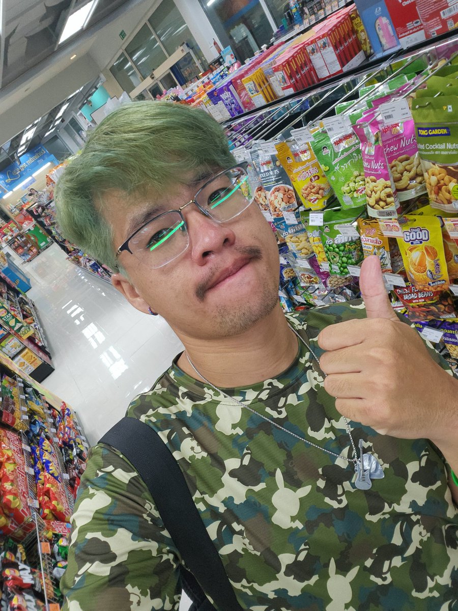 p4usex's tweet photo. หลังคาใหม่แต่สีเดิมมมม อิอิ https://t.co/7QtNoRVTAO