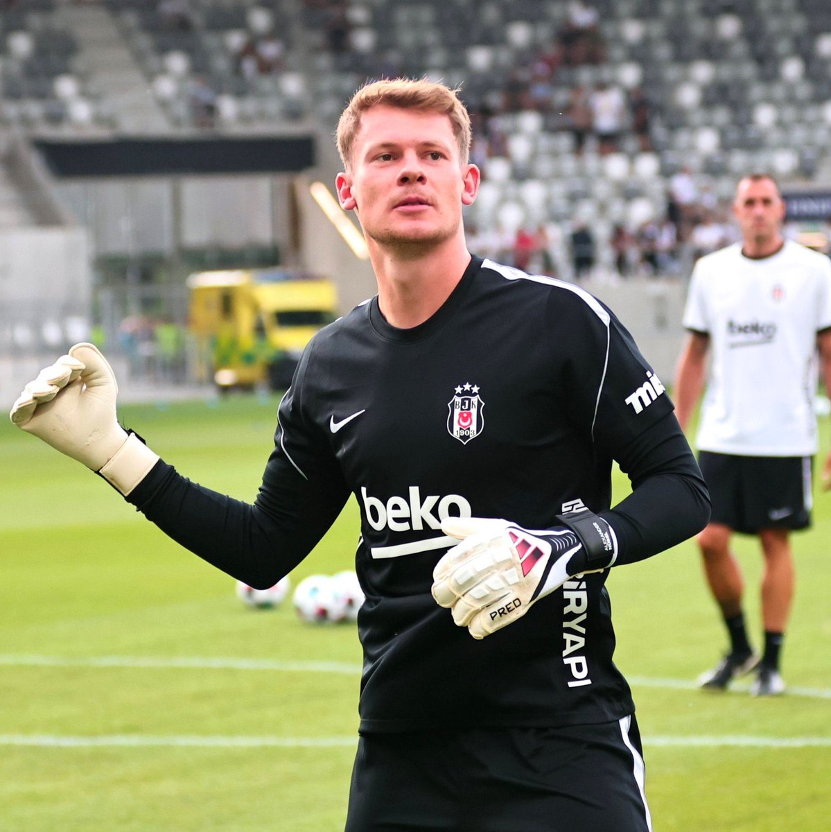 siyahsancakx's tweet photo. �� Alexander Nübel, Beşiktaş'taki ilk 3 maçında kalesini gole kapatmayı başardı. https://t.co/Zz8wC1TIh4