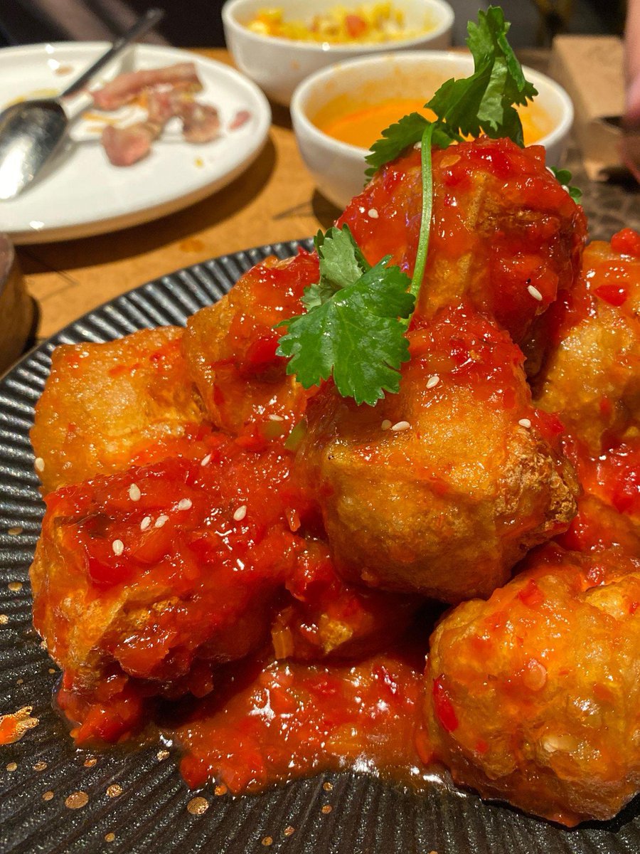 jeongmila7471's tweet photo. 一口爱上泰式青咖喱鸡！椰香混着香料鲜，软嫩鸡肉裹着酱汁，配热香米饭绝了 https://t.co/GJnUgcUKdz