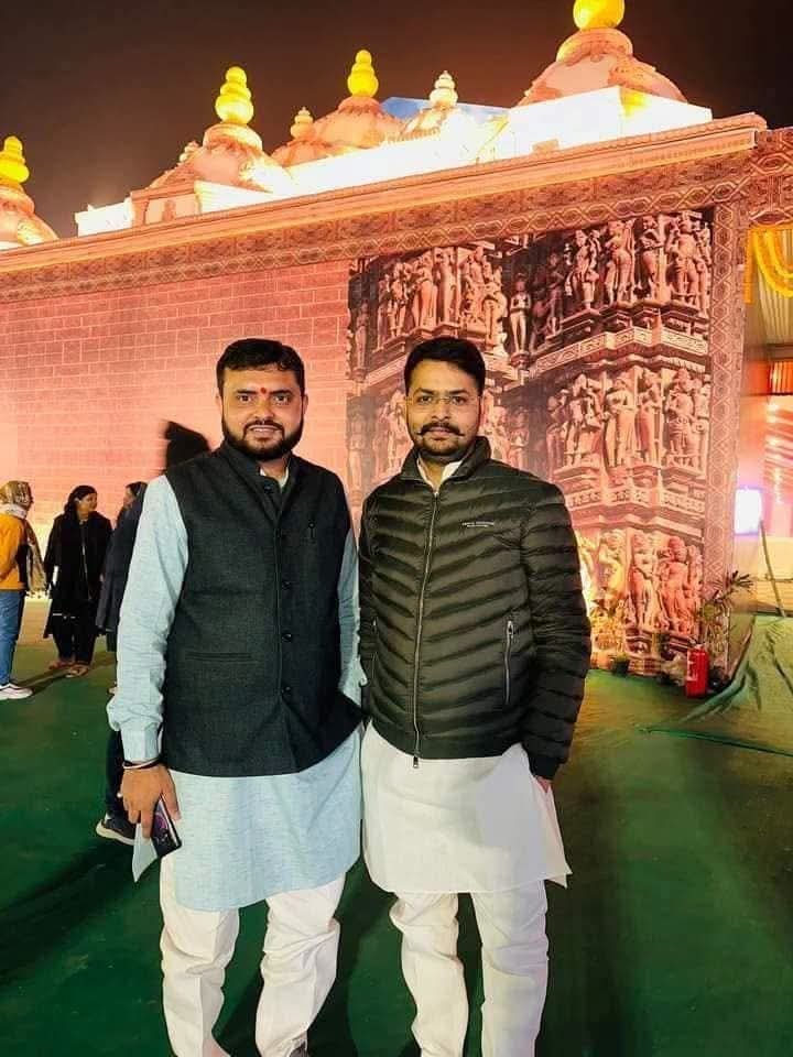 RanuKhare16's tweet photo. जन्मदिन की हार्दिक-हार्दिक शुभकामनाएं बड़े भाई @irohitmishrabjp ji 
(प्रदेश अध्यक्ष) जी https://t.co/xZet7TDsVP