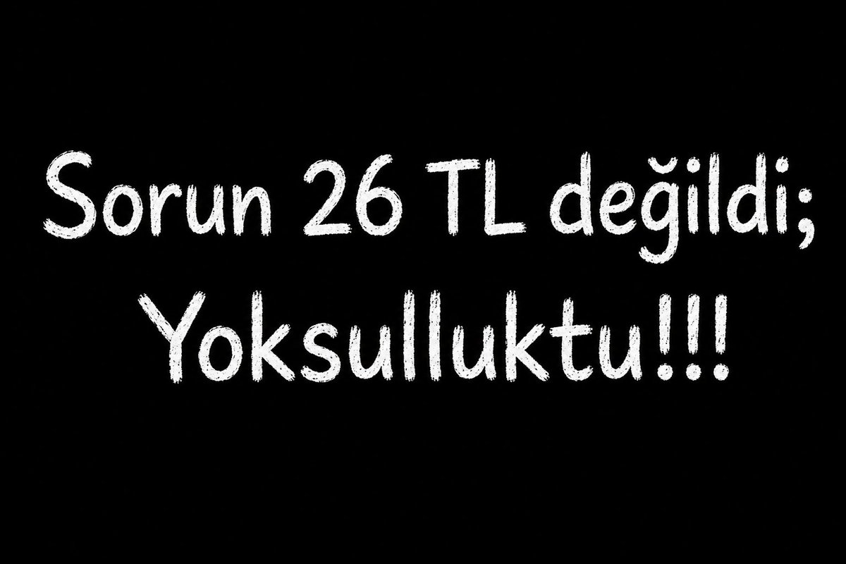 Hekimce261050's tweet photo. Hastaneye gelirken üzerinde biraz para olur değil mi?
Devlet hastanesi olsa da...
Yüz lira, iki yüz lira, elli lira...
"Olur ya, bir şeye lazım olur." dersin.
Hasta giriyor içeriye.
Adını sisteme tıklıyoruz.
Sistem açılmıyor.
Çünkü ödenmemiş borcu var.
İşlem yapabilmemiz için vezneye gidip 26 TL yatırması gerekiyor.
Bir kısmı gidip yatırıp geliyor.
Sorun yok.
Bir kısmı ise ya bir daha gelmiyor.
Çünkü üzerinde 26 lira yok.
Ya da geri dönüp geliyor.
"Hocam, yanımda para yok ama bunu yaptırmam lazım." diyor.
Çantası var.
Cüzdanı var. 
Ama içinde 26 TL yok. 
Nasıl olur diyorsun? 
26 liracık!!! 
Kucağında bebeğiyle gelenler...
Yaşlı amcalar, teyzeler...
Öngöremezlik mi bu diye düşünüyorum. 
Ve soruyorum. 
"Eviniz nerede?"
Taa bilmem nerede. 
"Nasıl döneceksiniz peki?" diyorum. 
"Dinlene dinlene gideceğiz." diyorlar.
"Geldiğimiz gibi. "
Öğleden sonra...
Güneş tepende.
Onca yol. 
Yani minibüs parası da yok.
Zaten borcunu ödeyememiş, tamam. 
Ama katılım payı olan 26 TL'yi de ödeyemiyor. 
Çoğu zaman aramızdan biri veriyor, kime denk geldiyse. 
"Hocam, geri veremezsem hakkını helal et." diyor.
"Hakkım sana helal olsun. Hiç dert etme." diyorum.
İşlemlerini yapıyoruz.

Hakkımız helaldir size elbet... 

Lakin; bu çaresizliği görüp göğsü boylu boyunca yakan o göğüs ağrısıyla yaşamaya çalışmak... 

Gitgide daha da zor geliyor.