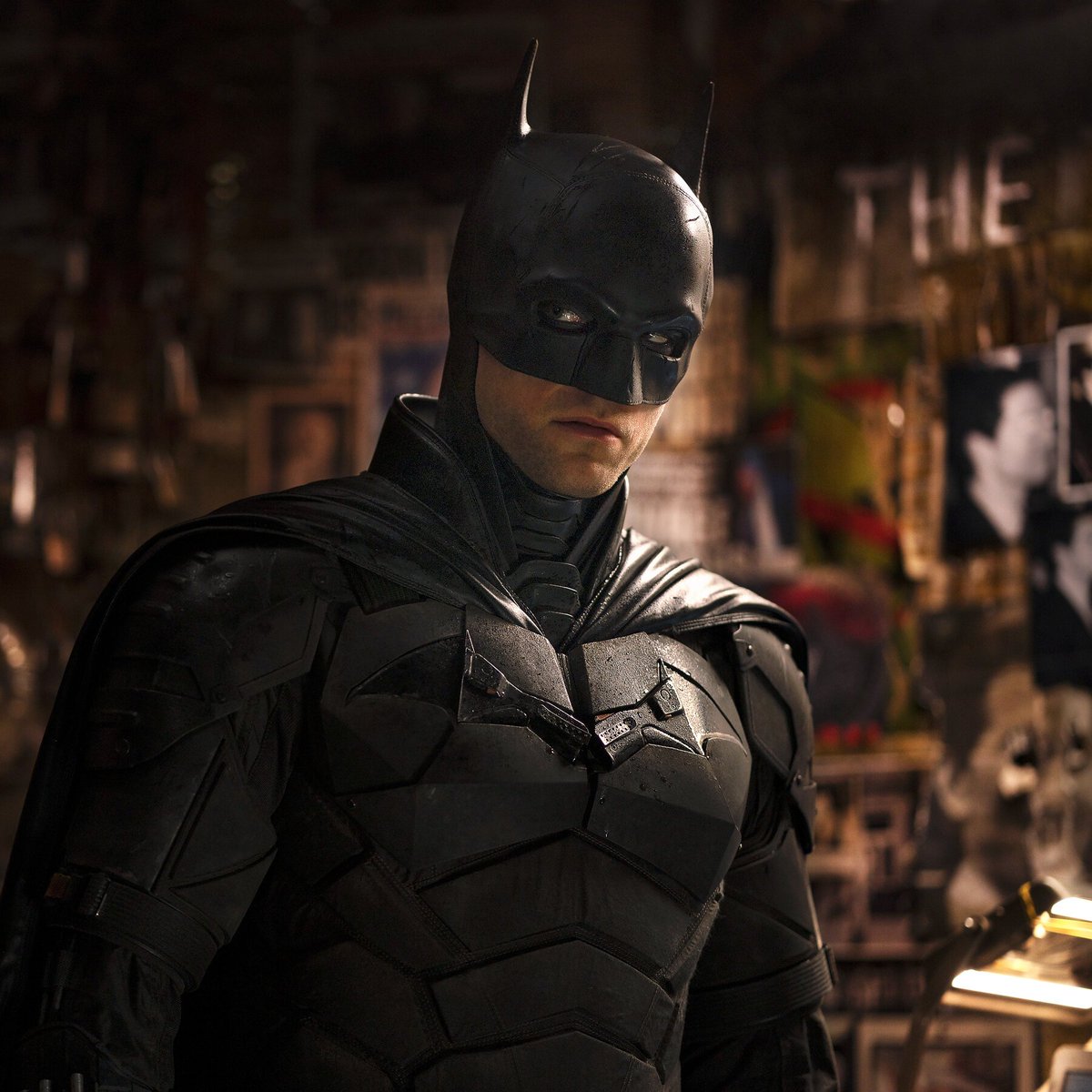 TheScreenwire's tweet photo. James Gunn has now confirmed that ‘THE BATMAN 2’ and ‘THE BATMAN 3’ are unfortunately not filming back-to-back.

“I can deny.” https://t.co/qJDEeztt8o