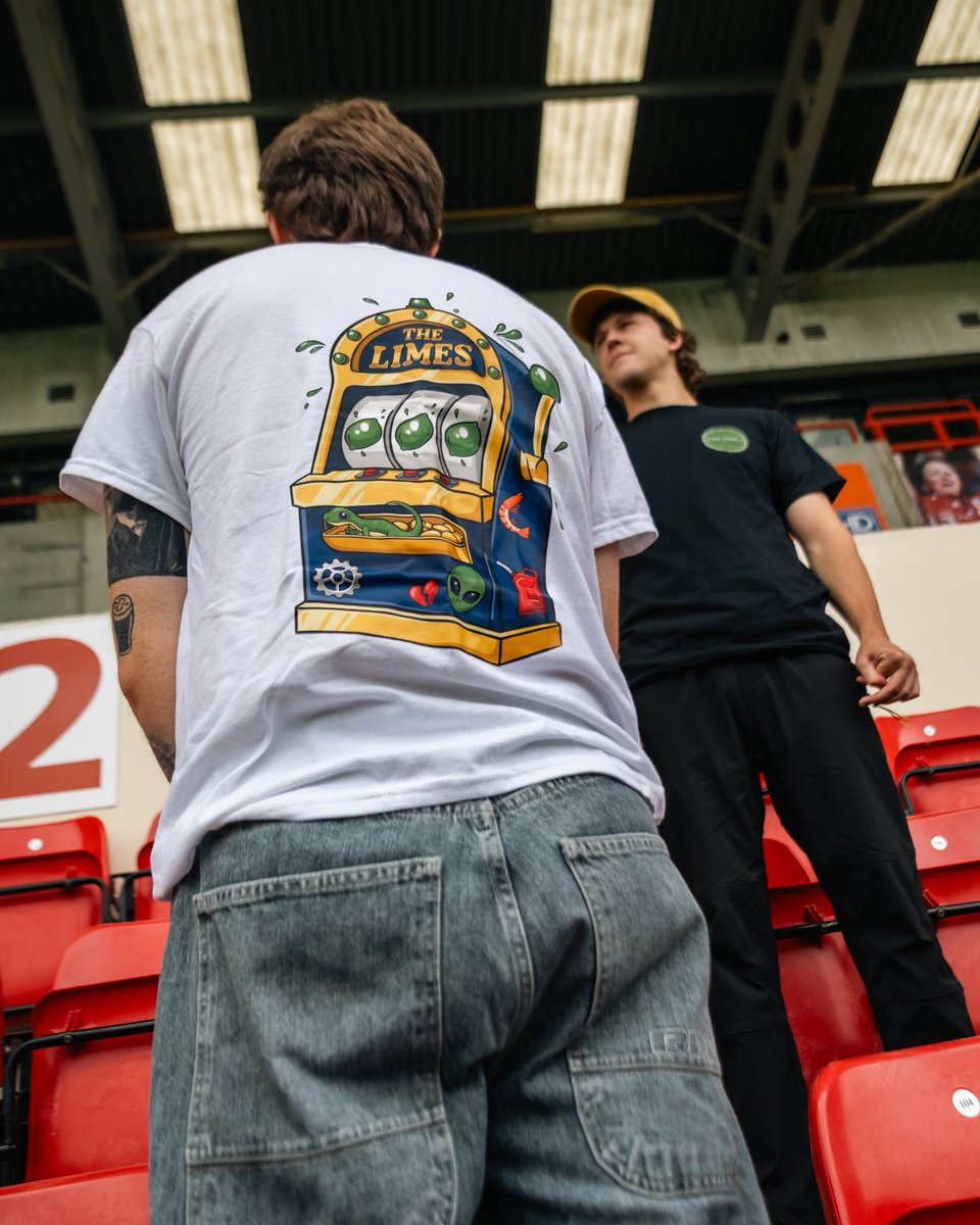 _TheLimes's tweet photo. A massive thank you goes to @liamonethree for taking the time to capture this shirt in our second home. Thank you @joe_gaskell_media for your help on the day and for videoing our experience.
We’d like to extend our thanks to @morecambefc for the use of the facilities! https://t.co/fqw9zrZ021