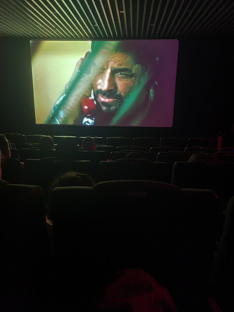 soalkcurve's tweet photo. Cinema time📽 https://t.co/Dp1aNMEcPk