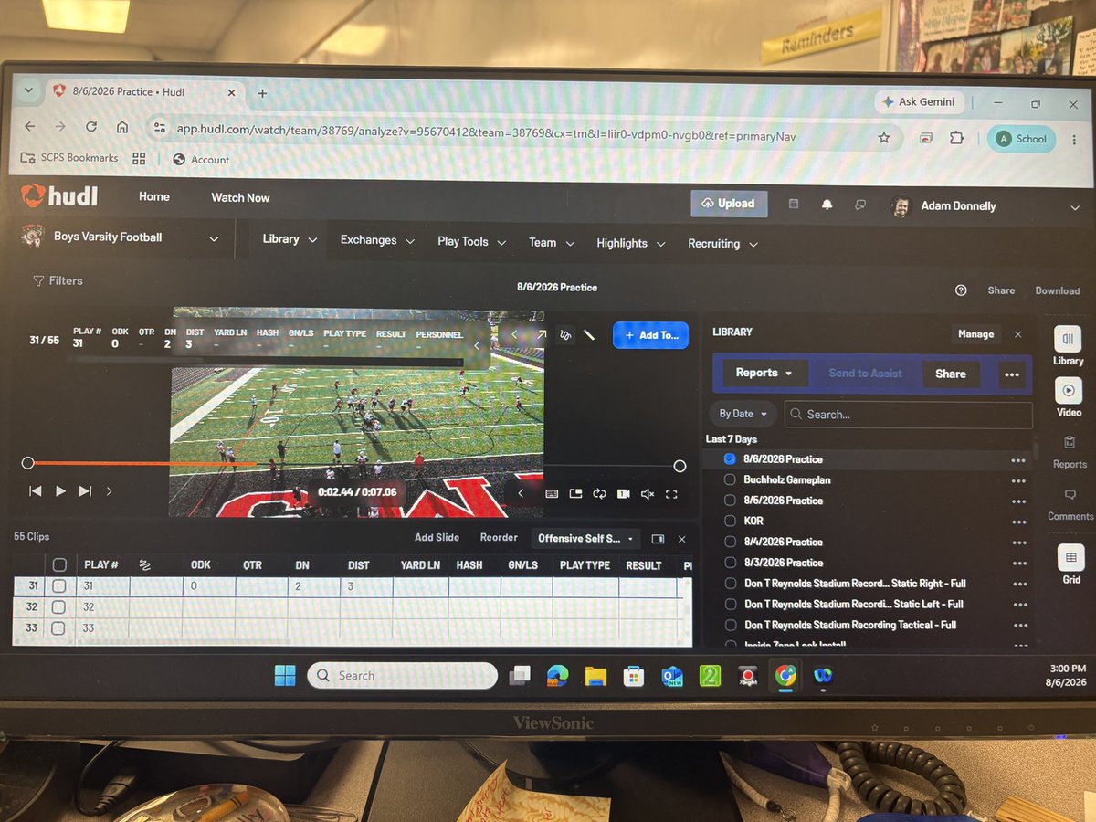 Adamdon3's tweet photo. @Nathaniel_Pat @HudlFootball @GregJNelson Help me with this though. 
Same monitor. Same video. 1st picture is classic and I can see the video larger. 2nd picture is Hudl and because of the extra banners/toolbars I have less vertical space so smaller video. Full screen doesnt help because I cant breakdown in full screen. https://t.co/aOCWWS8iD9