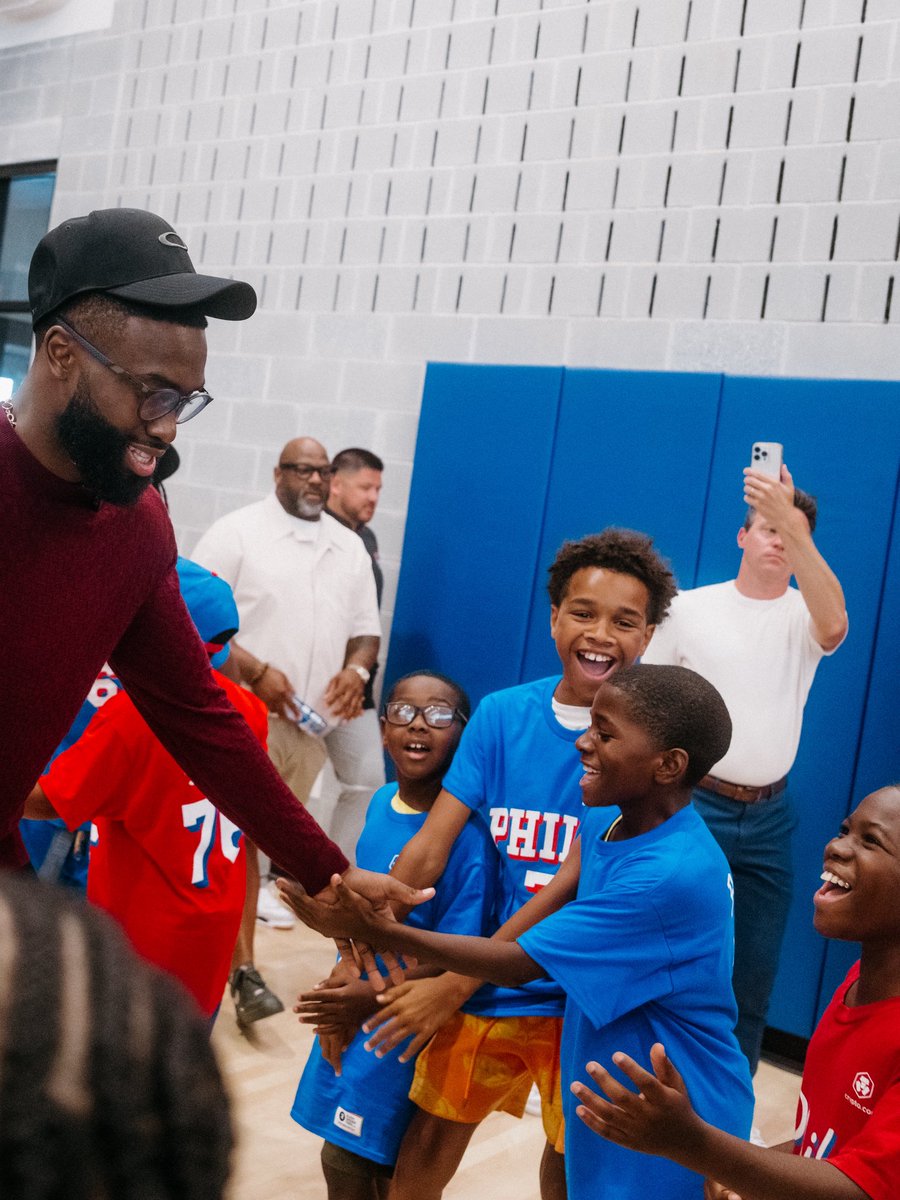 sixers tweet picture