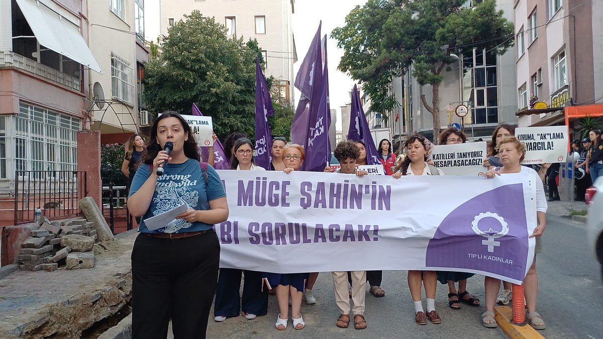 Tipli_Kadinlar's tweet photo. Nilda Müge Şahin için bir aradaydık. Kadın cinayetlerini, şüpheli kadın ölümlerini kabullenmiyoruz, normalleştirmiyoruz. 
Failleri tanıyoruz, 
Hesaplaşacağız! https://t.co/lHvatouRMF