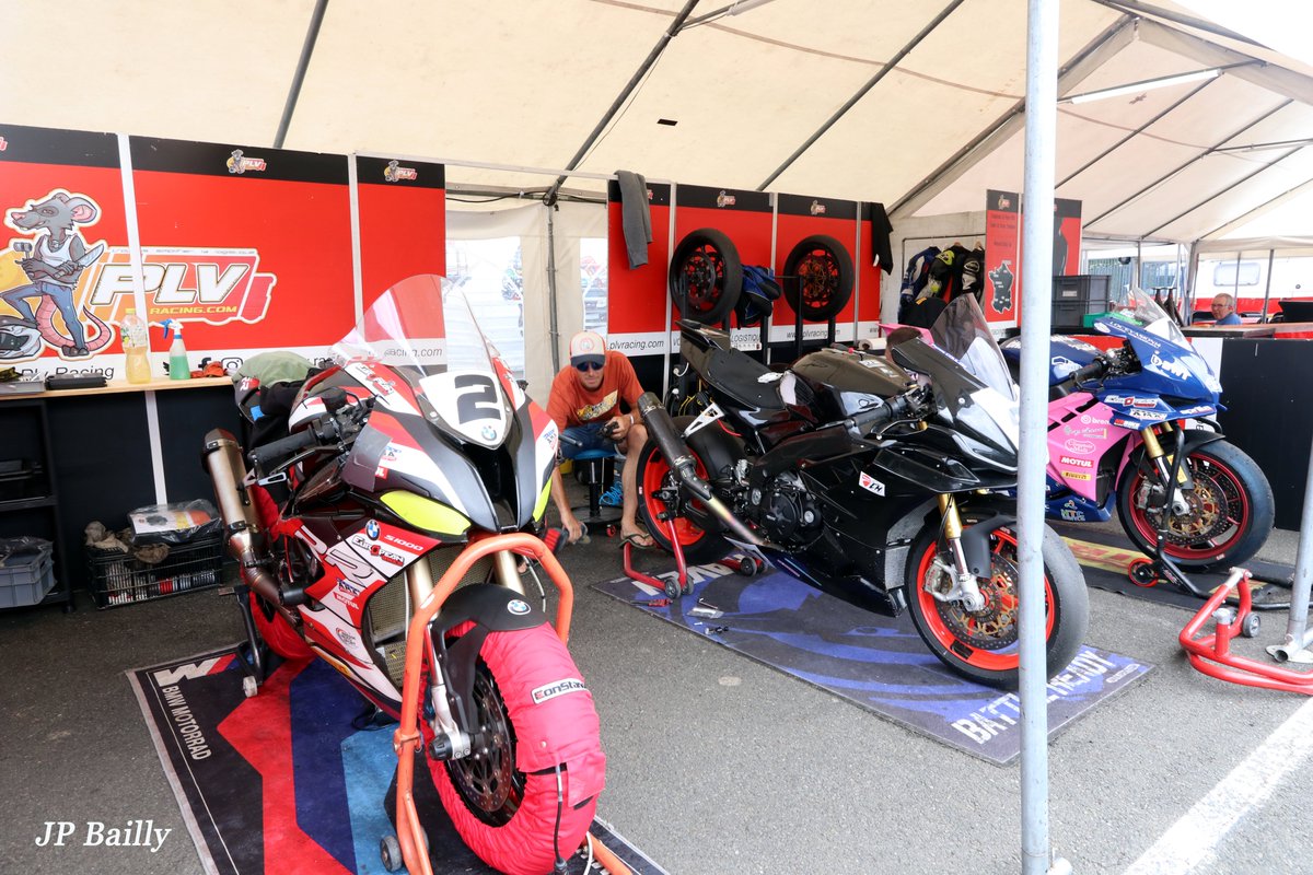 PlvRacing's tweet photo. Suite à un piratage facebook, mon compte perso Pierrot Lerat ainsi que tous les comptes liés dont la page Ass. Plv racing sont bloqués sans certitude de déblocage. https://t.co/8vF4zgiztn https://t.co/A4SbH35MlN