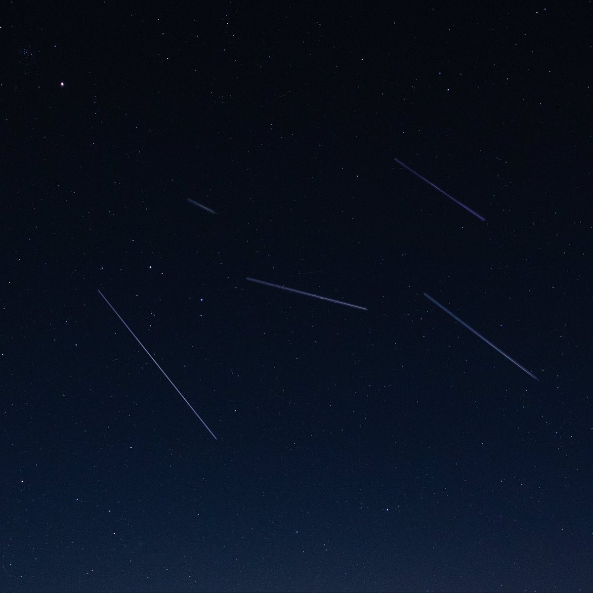 RakanRel's tweet photo. ��يلة الخميس القادم 
12-13 August 
ذروة شهب البرشاويات
Perseids Meteor Shower 
بتكون ليلة مثالية للرصد كون القمر غير مولود
الشهب فوق ٩٠ شهاب بالساعة ما تتفوت https://t.co/wGu9i5Q4O3