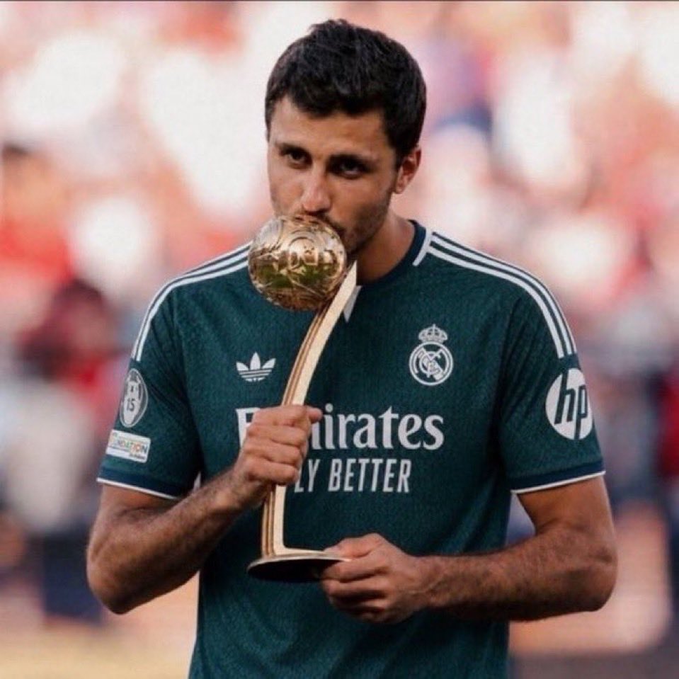 migueldarsil's tweet photo. @realmadriden https://t.co/OOYmbH93H6