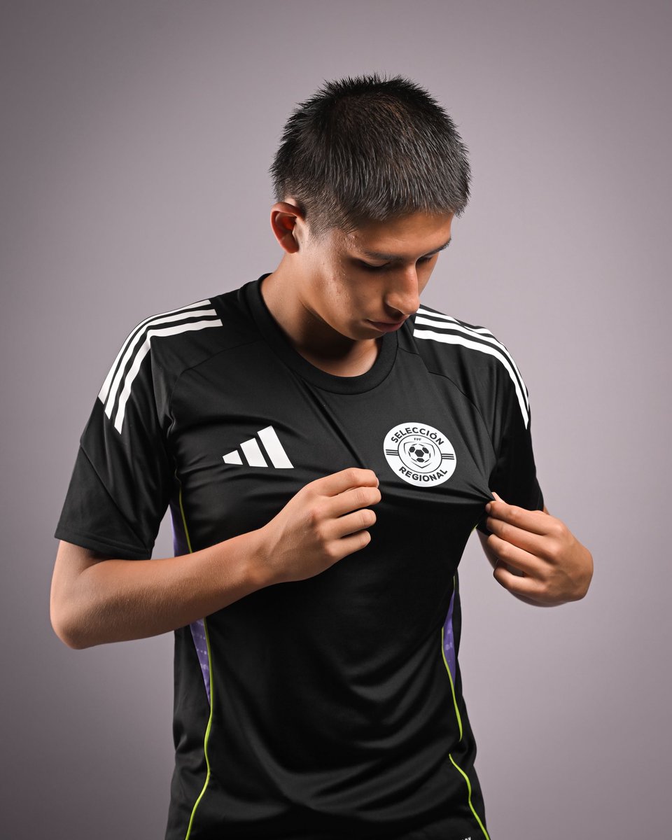 CuscoFC_2009's tweet photo. ๐๐ค ยกOrgullo Cusqueรฑo!
Nuestro dorado, Andriu Bellota viene sumando minutos con la Selecciรณn Regional FPF en la #AdidasCup โฝ๐ต๐ช
ยกA seguir creciendo y dejando en alto a Cusco! ๐
@adidaspe
#Creadoconadidas
#SomosCusco https://t.co/TnTtRHavIg