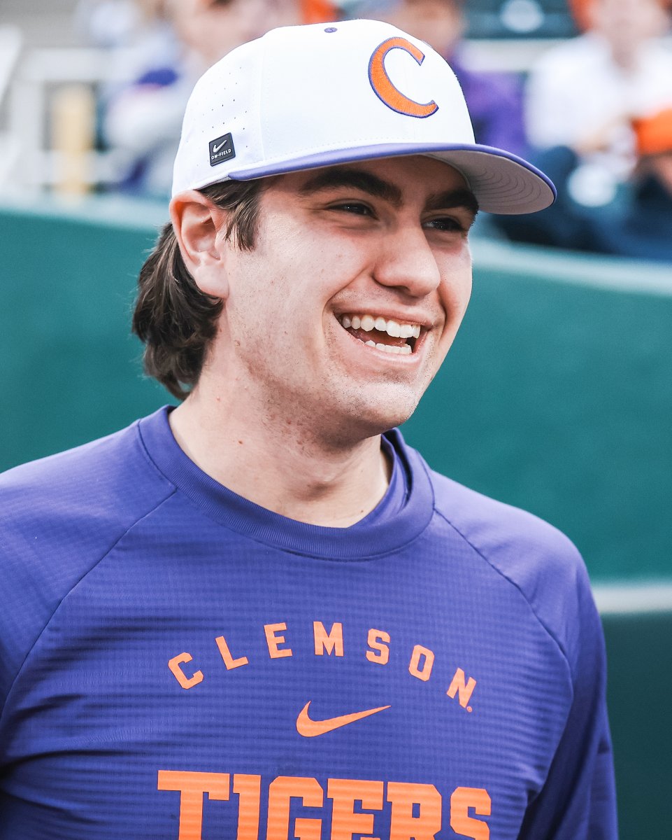 ClemsonBaseball's tweet photo. Proud of these men for earning their master's degree! #GraduationDay 🎓 👏

@joeallen435 - Athletic Leadership
@Lmkiss543 - MBA

@ClemsonUniv https://t.co/9kGJS6LfV0