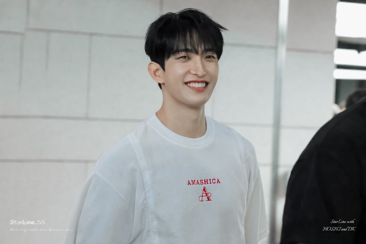ratatouille_17's tweet photo. 어마어마한 제주도 여행을 했구나....

출발                                                    도착 https://t.co/6alSFUQxMz