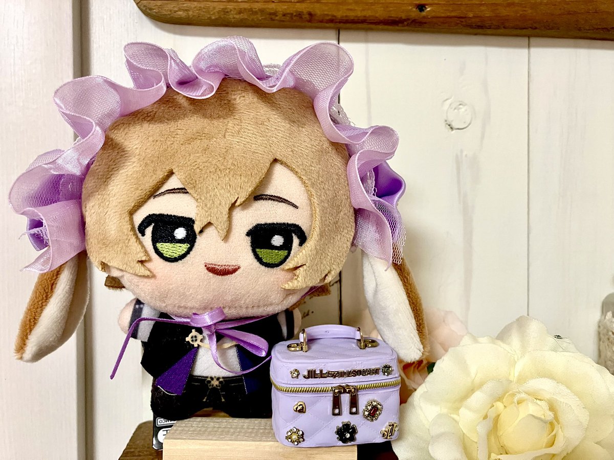 hakatadivi's tweet photo. 存在を忘れていたけど垂れ耳ヘッドドレスと垂れウサ耳が出てきたのでもし欲しい方いたら自家通販しますのでお声掛けください。郵送だと600円+送料クリックポスト185円となります。会う予定ある方でしたら手渡しでも🙆‍♀️サイズはちびぐるみサイズです。リプかDMでお気軽に😊 https://t.co/9Li336mNAz