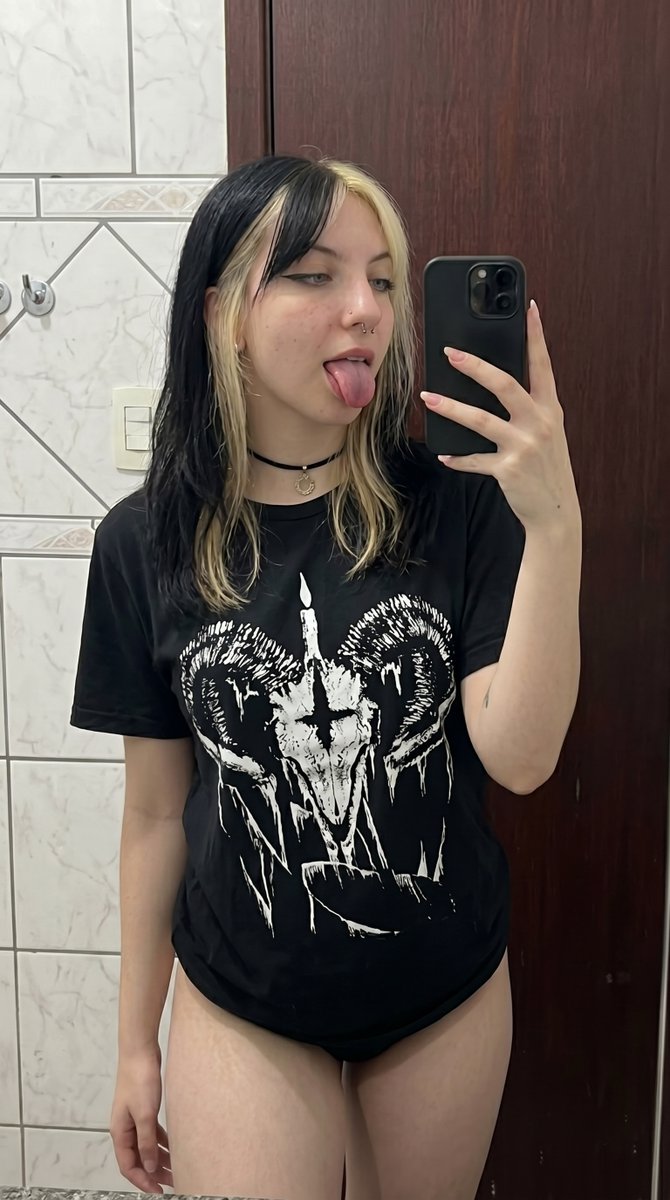 Lauubabyxo's tweet photo. 🖤 https://t.co/fkTEXuFmnf