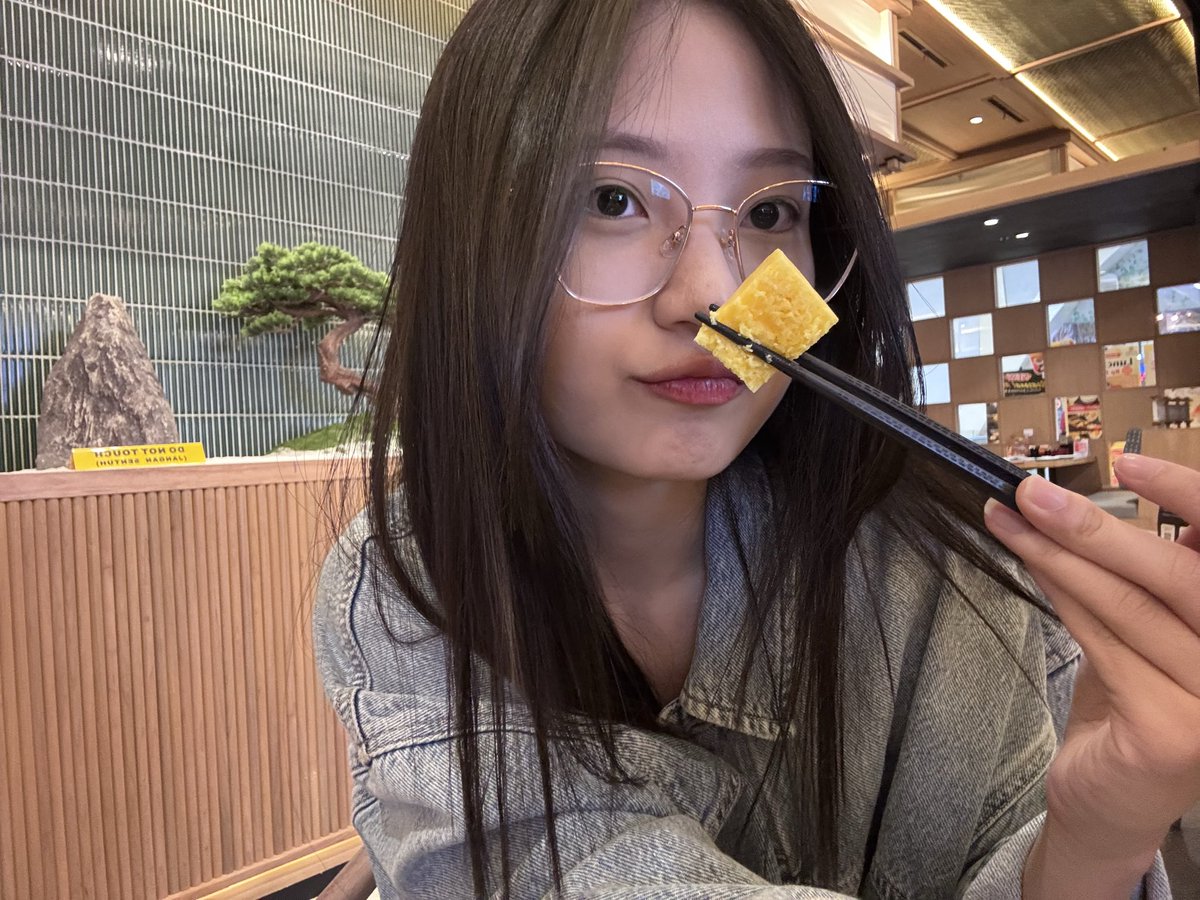 M_MikaelaJKT48's tweet photo. #Mikamis https://t.co/8tVq27ptWM