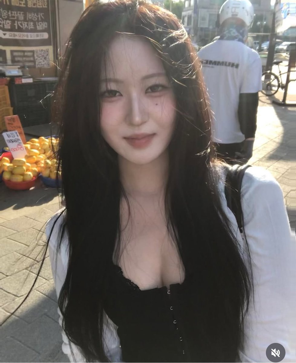 xxxttt_520's tweet photo. 07 강민주
#지인 #지인박제 #지인상납 #지인능욕 https://t.co/GQHW70Cdyi