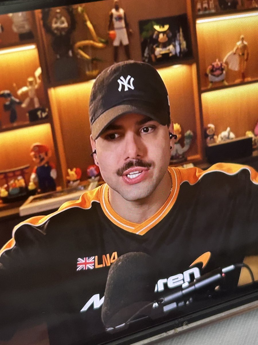 meecrf's tweet photo. "ah vou assistir alguma coisa no yt pra esquecer a f1"

o primeiro video: https://t.co/IkO2BZ5g93