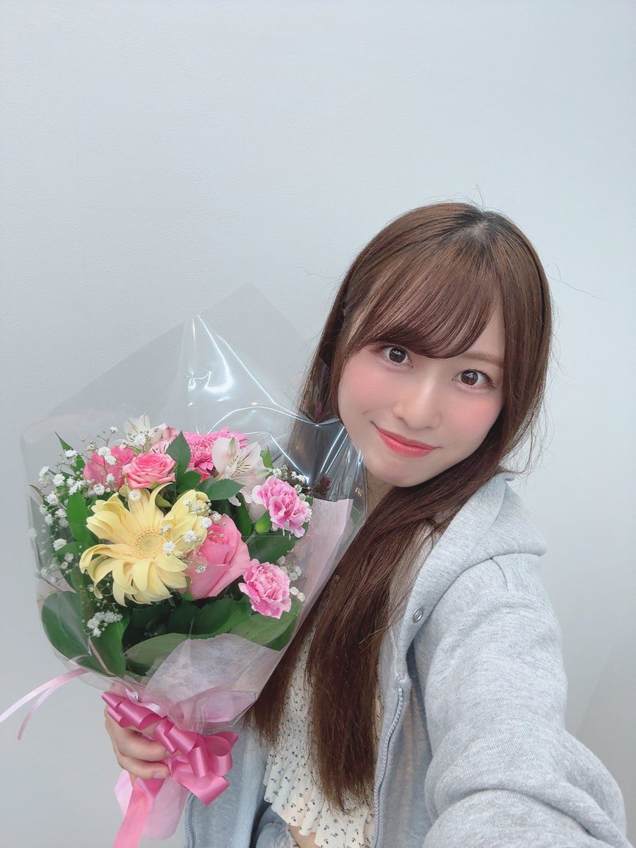 3akanesora's tweet photo. 今日も楽しい1日だったらいいなぁと願っています！茜空でした。 https://t.co/HKWg6aUkGx