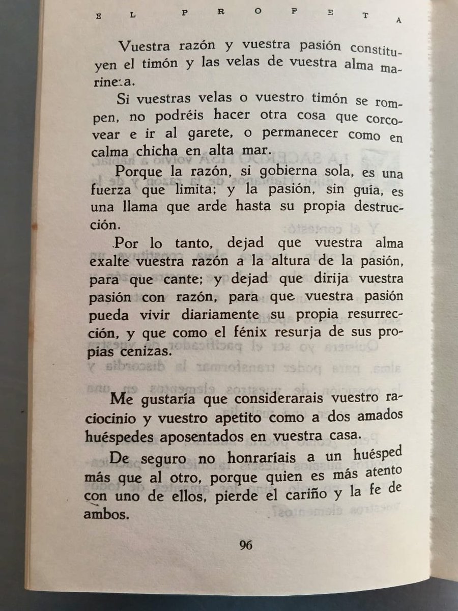 R2D2DVO's tweet photo. Sabias palabras!

"Dios reposa en la razon" https://t.co/xfAbv76Tcv