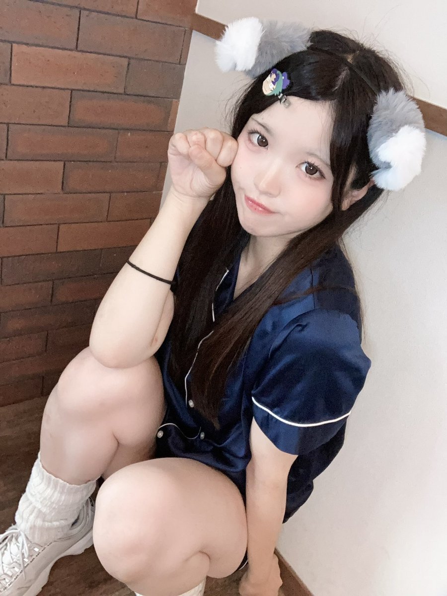 ari__BEA's tweet photo. 🌸おつありちゃん🌸
本日もありがとう🎀◝✩
なんかあっという間だった気がする！➞それはそう。(理由は聞かないで。)
本日パジャマでした‼️どうですか？
みんなに会えて幸せるんるんでした💭チェキも嬉しかったし前祝いぽん🥂もうれしかったよぉ🫶🎶
8/15どきどきですね。来てくれる人いるかな、、。 https://t.co/N4arKw7vjh