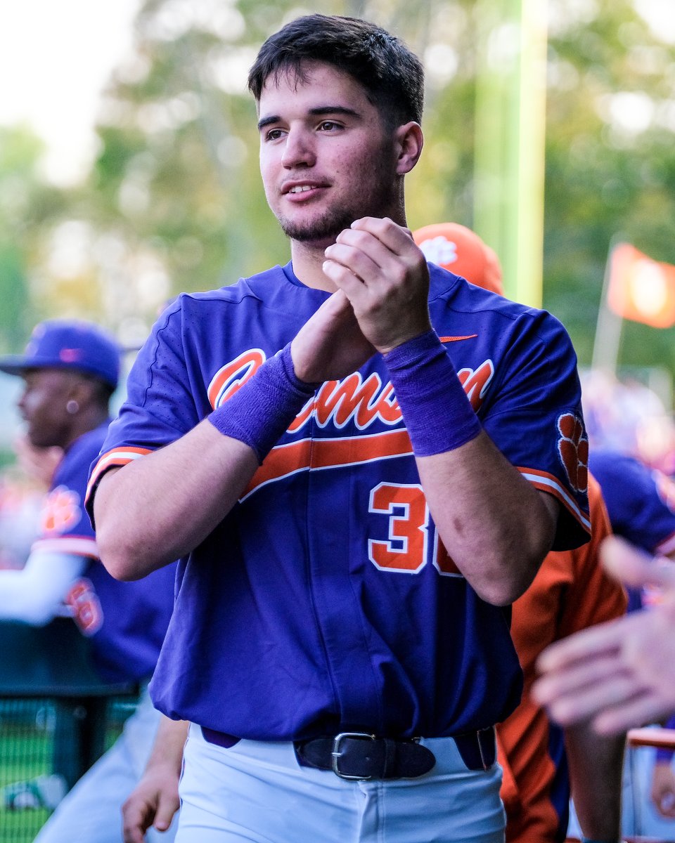 ClemsonBaseball's tweet photo. Congrats to @DrewTitsworth for earning his degree in Financial Management as well as @Chris_Okey_ (2014-16, PRTM) &amp; @Dsharpe3 (2019-21, Management) for earning their degree through the Tiger Trust Program! #GraduationDay 🎓 👏

@ClemsonUniv https://t.co/jlfsxPdW08