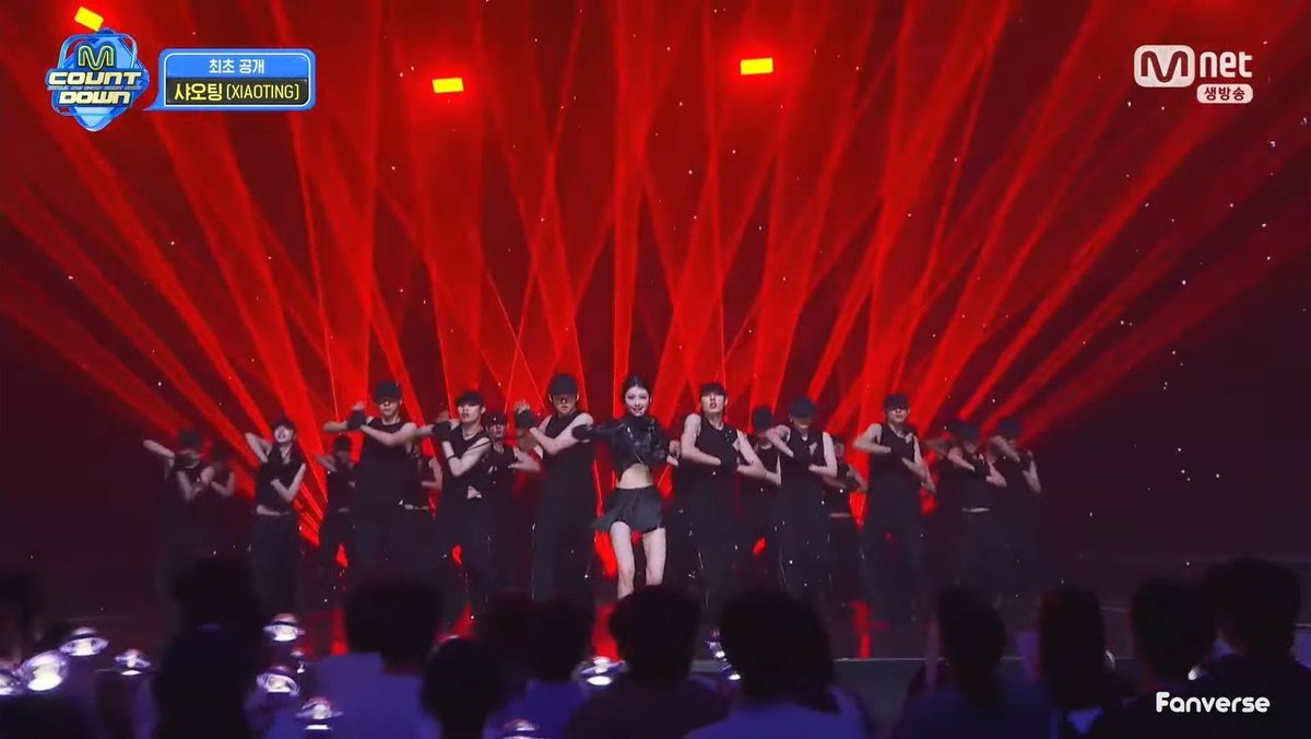 OneilyMusic's tweet photo. XIAOTING of Kep1er performs her solo debut stage on M Countdown. https://t.co/varGocd561
