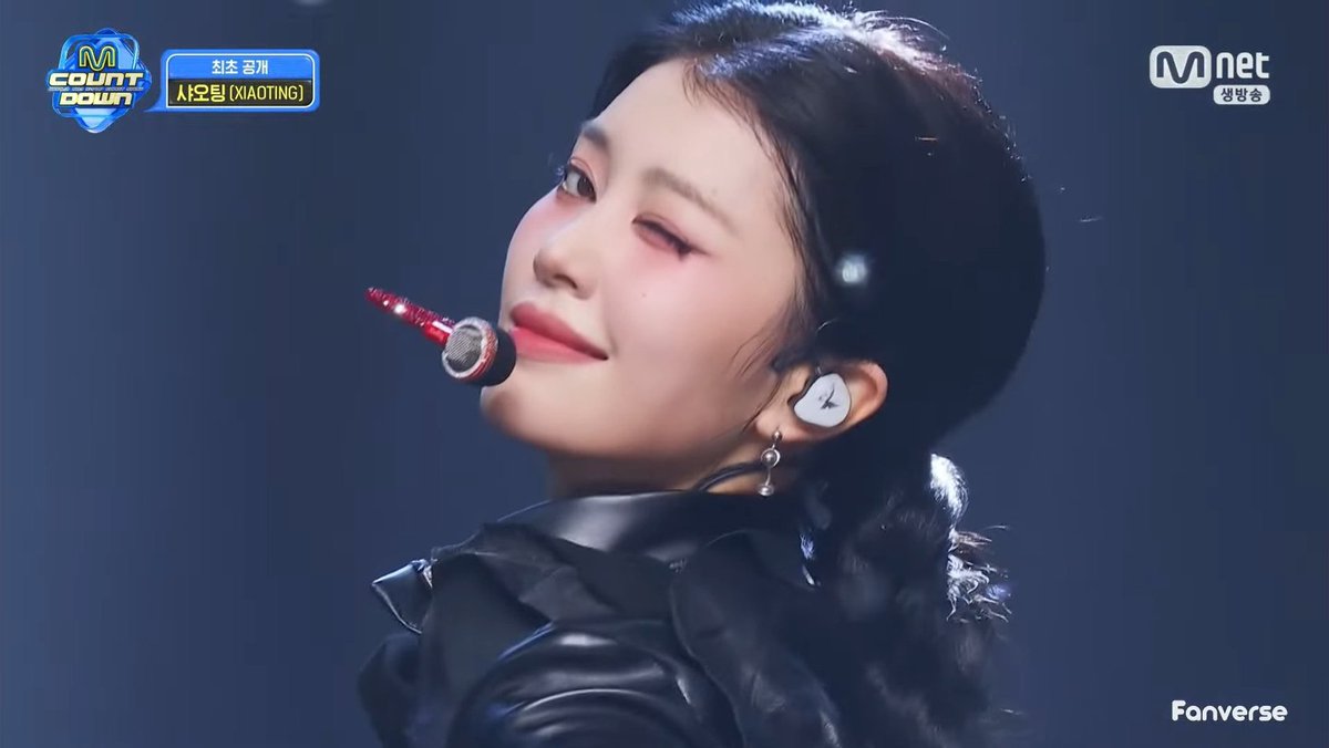 OneilyMusic's tweet photo. XIAOTING of Kep1er performs her solo debut stage on M Countdown. https://t.co/varGocd561