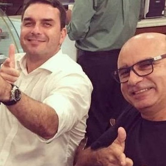 rodrigonewfreak's tweet photo. @JeffreyChiquini Segundo vc, flavio não é corrupto. https://t.co/vQx7OlucWk