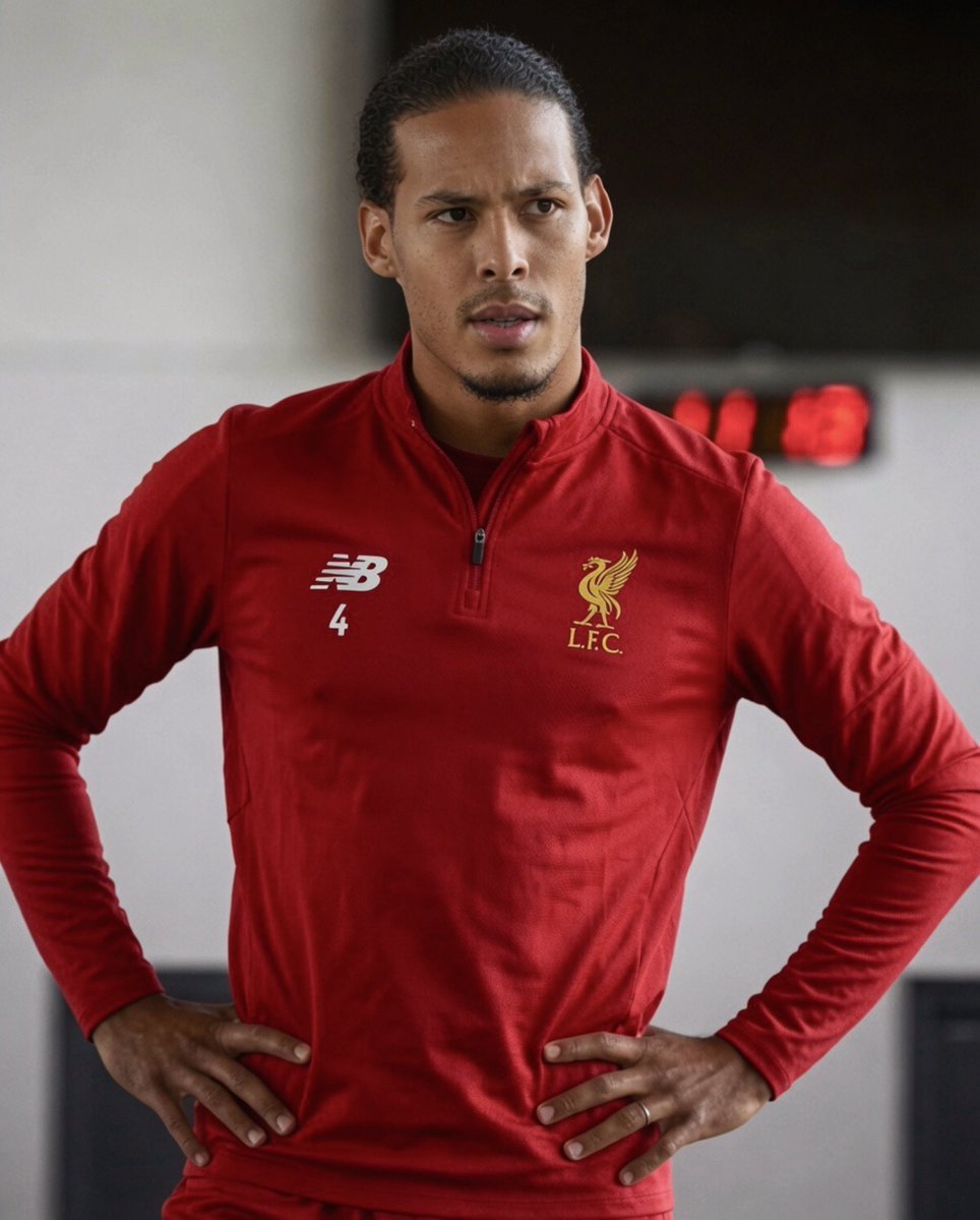 LFC_Tandy's tweet photo. 1st season                                     10th season https://t.co/Y7pTeRx9L3
