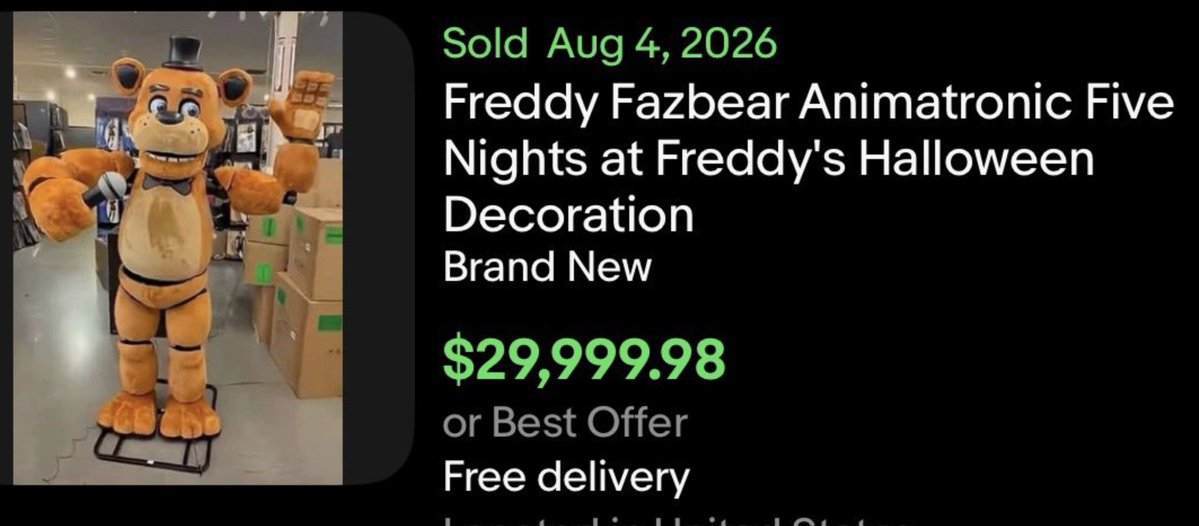 Razzbowski's tweet photo. FNAF is HUGE! To sell a Freddy animatronic for this price is CRAZY! 

Scalpers are scum btw... Spirit need to make them more available because this is disgusting &amp; will only encourage more https://t.co/USbrNkFj5E