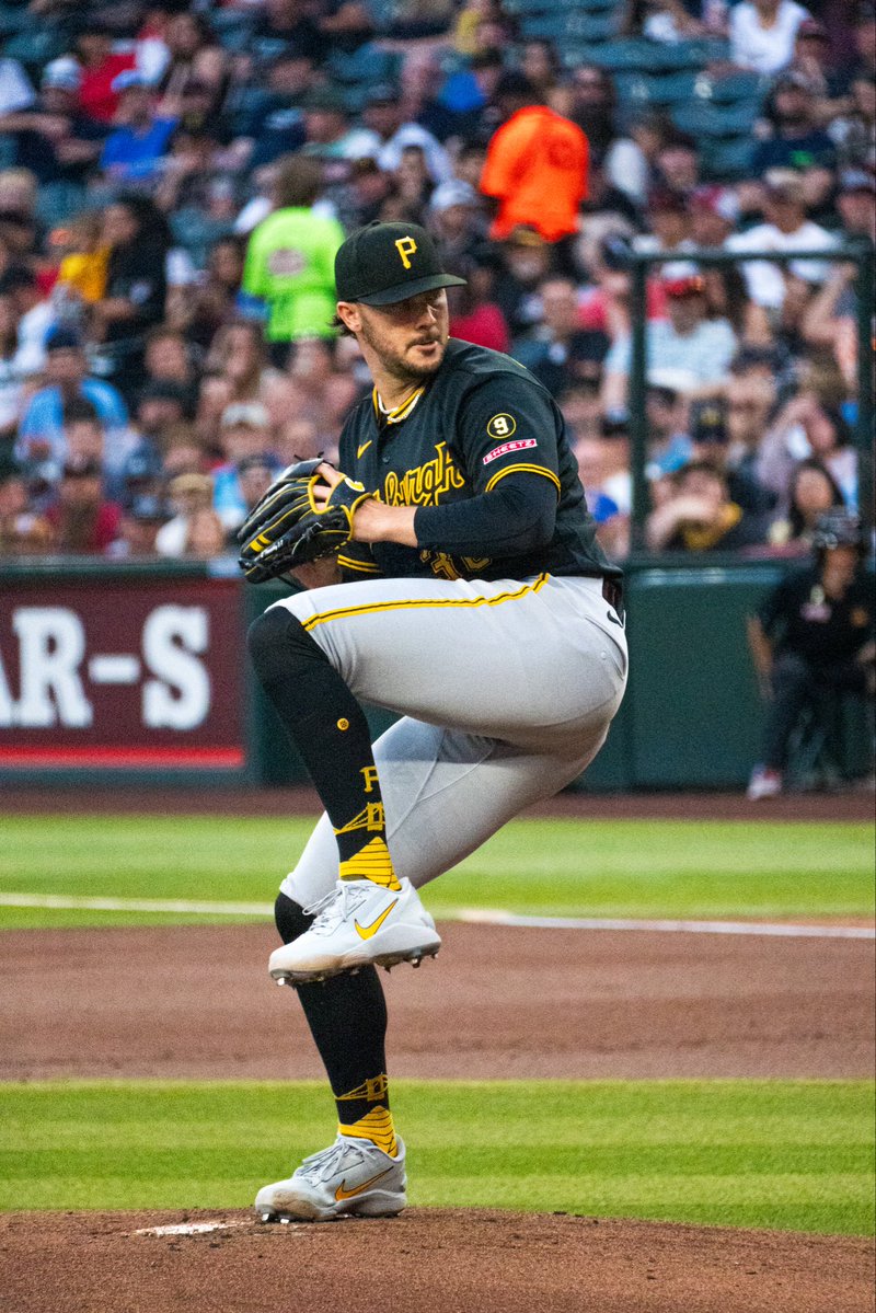KnightsWatch45's tweet photo. Per sources RHP Ace Paul Skenes has been in trade talks with a few different teams.

Teams in discussions include:

The Four Horseman
The 501st
Bloop and a Blast https://t.co/rAr9NuD5p6