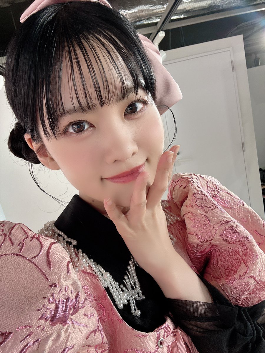 aguri_onishi's tweet photo. 明日の新宿タワレコでのリリイベ…！✨
髪型何がいいかなあ？😳💕
みんなの希望を聞いてみたいな…！！！

おやすみなさい😴 https://t.co/BkiOXchDNQ