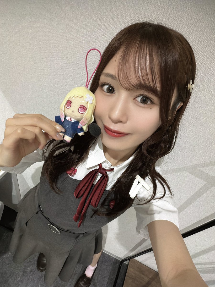 AyaEmori_BOX's tweet photo. だーいすきな夏美🫶
お誕生日おめでとう！🎂
今年は夏美の好きな納豆を食べるよ🥢
(植物性タンパク質良き🫛)

私の頑張る源で居てくれてありがとう☺️✨
頑張ろうって思わせてくれてありがとう
出会ってくれてありがとう☺️✨✨

これからも二人三脚👣⸒⸒
#lovelive #Liella
#鬼塚夏美生誕祭2026
#鬼塚夏美誕生祭2026