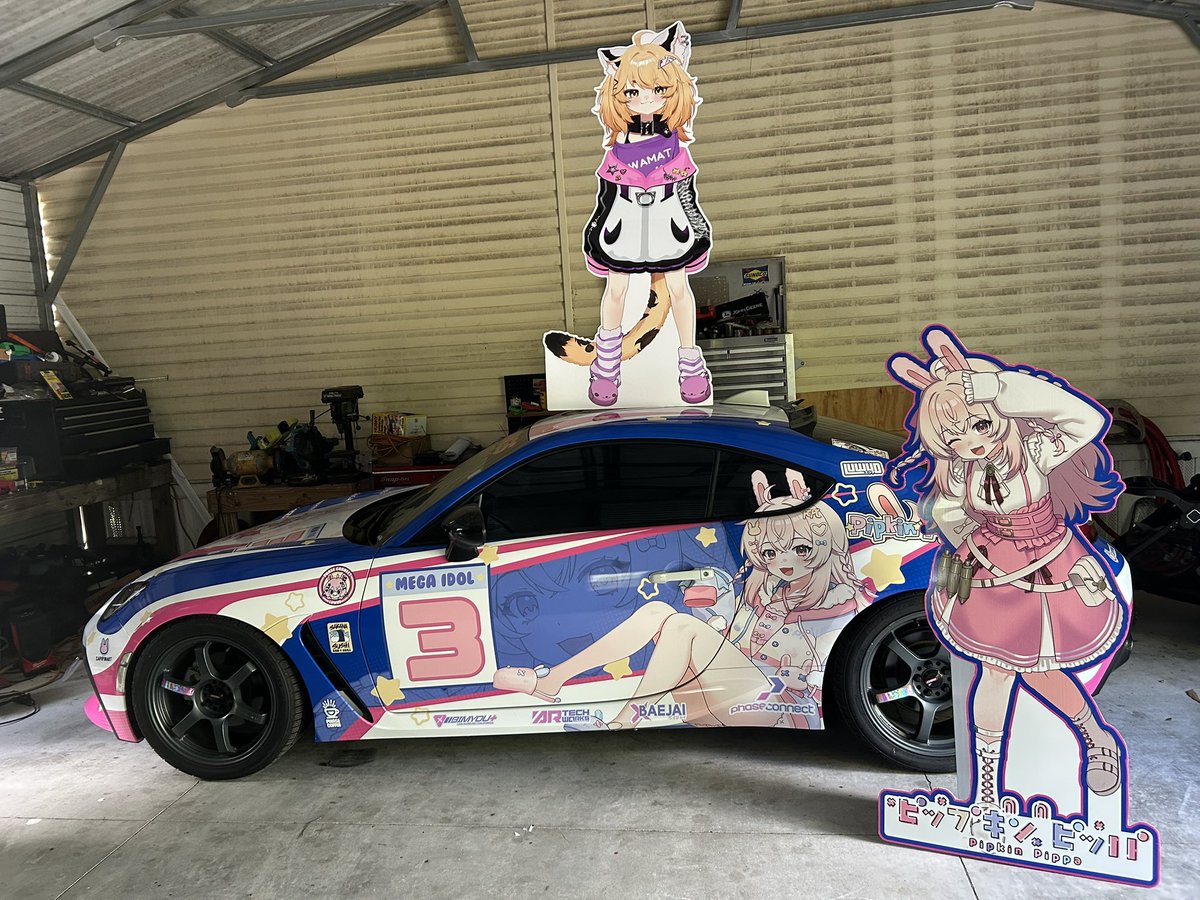 pippa_supremacy's tweet photo. Happy 8/6 day!!! Here we have the British imouto trying to assert dominance over the itasha #Kiranart #Capippalist https://t.co/CF0GaHK9nc