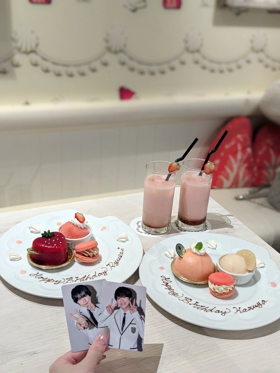 ndor7nw's tweet photo. ⋆⸜𝐇𝐚𝐩𝐩𝐲 𝐁𝐢𝐫𝐭𝐡𝐝𝐚𝐲⸝⋆
　　　☆　　　☆･*　　　 ∧＿∧
　　☆☆☆　　　･ﾟ｡+ー⊂(｡･ω･｡)
　┏┃┃┃┓　･ﾟ.｡+　　　ι　　⊃
┏┻━━━┻┓  ｡+ﾟ･.*　～～～～～
┃　　　　　┃
┗━━━━━┛

#大西流星 
#大西流星誕生祭
#なにわ男子 https://t.co/eS8QrS2kB5